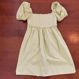 Aritzia Sunday Best - women’s Hadley dress in green